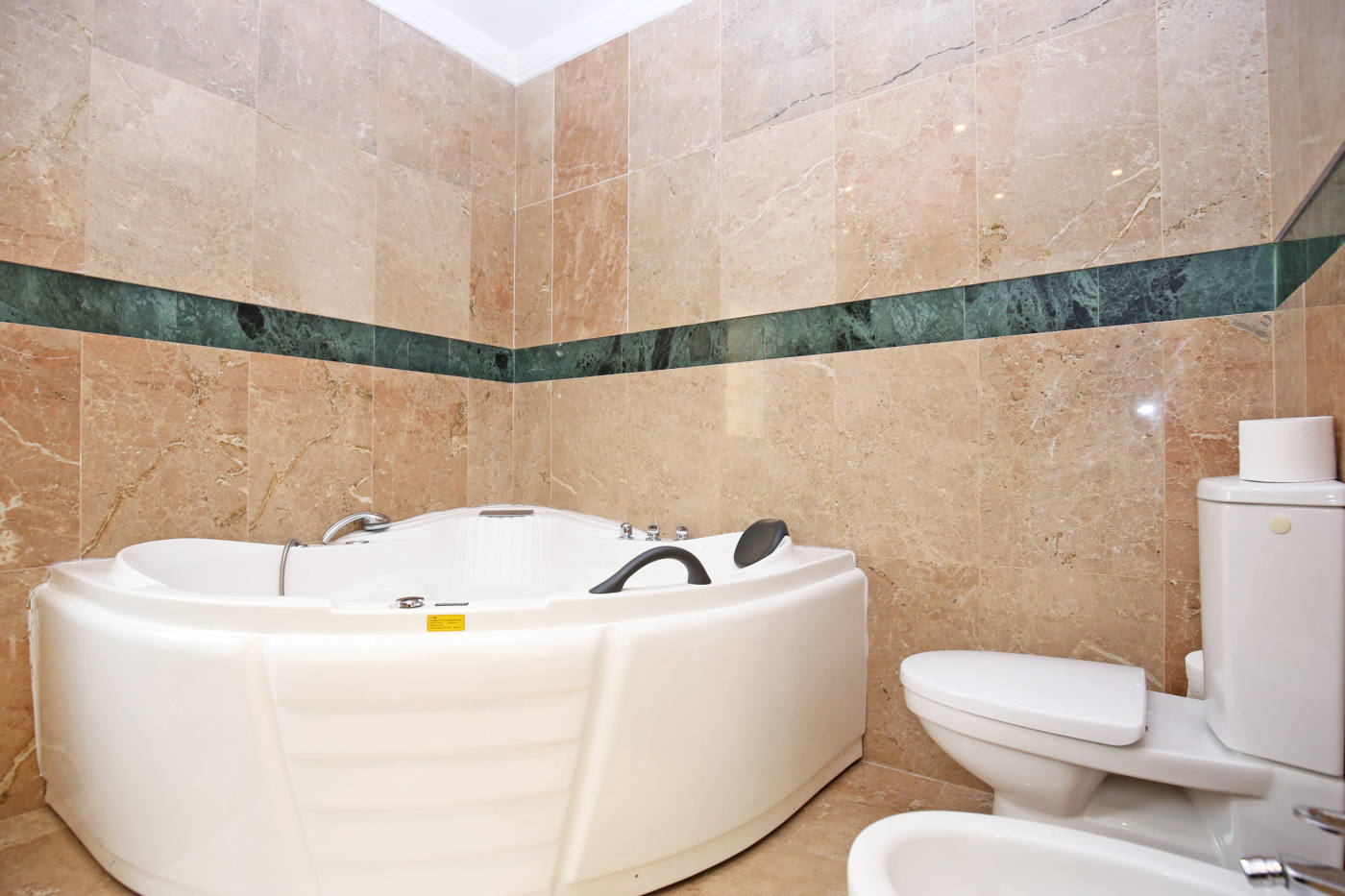 Квартира, 2422 м², 929 214$ — FAKTOR