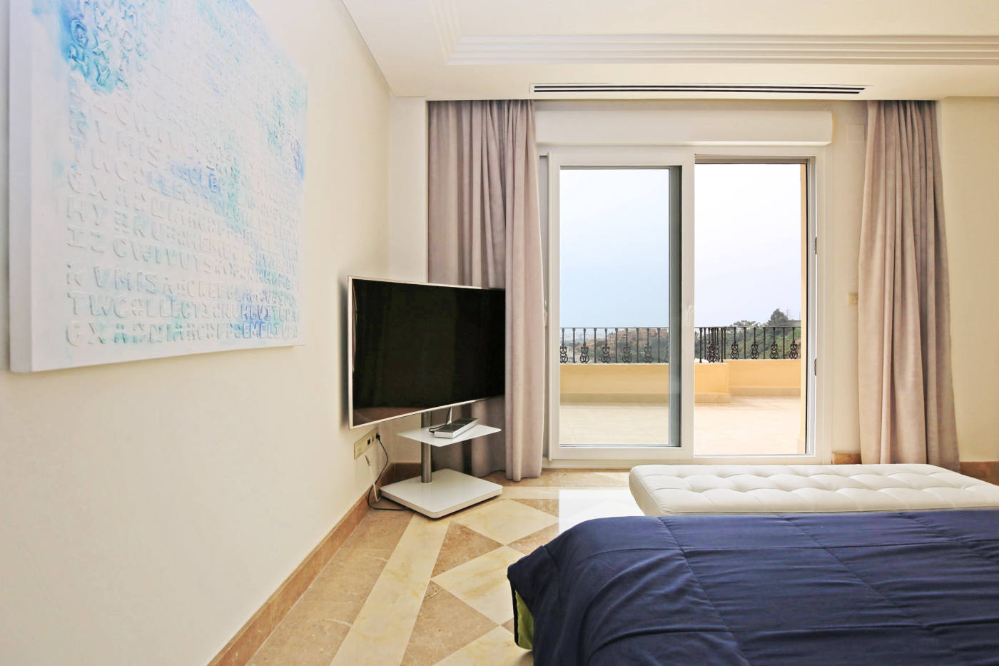 Квартира, 2422 м², 929 214$ — FAKTOR