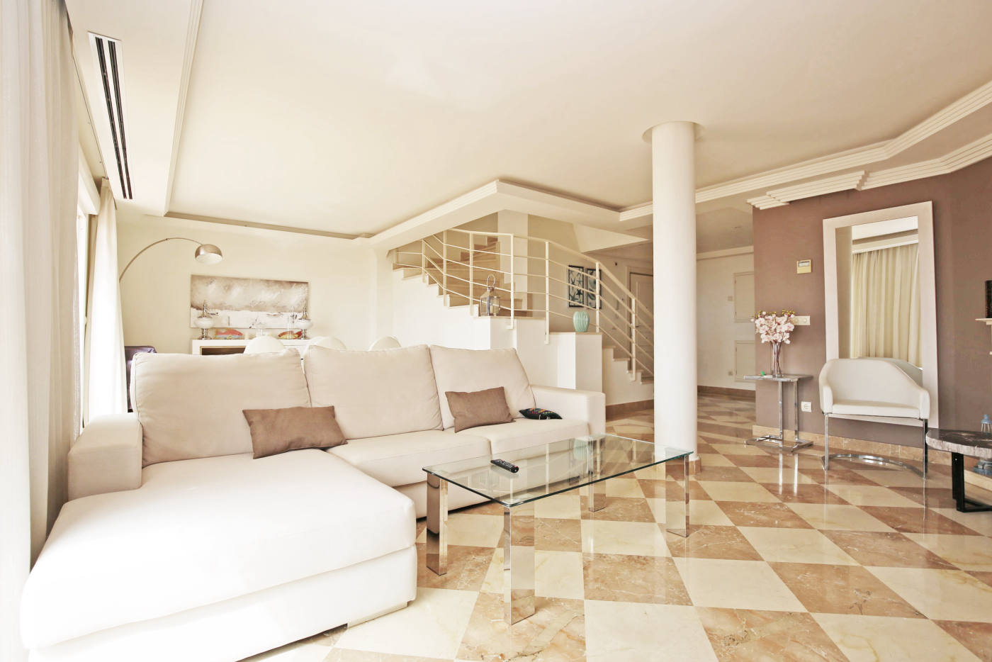 Квартира, 2422 м², 929 214$ — FAKTOR