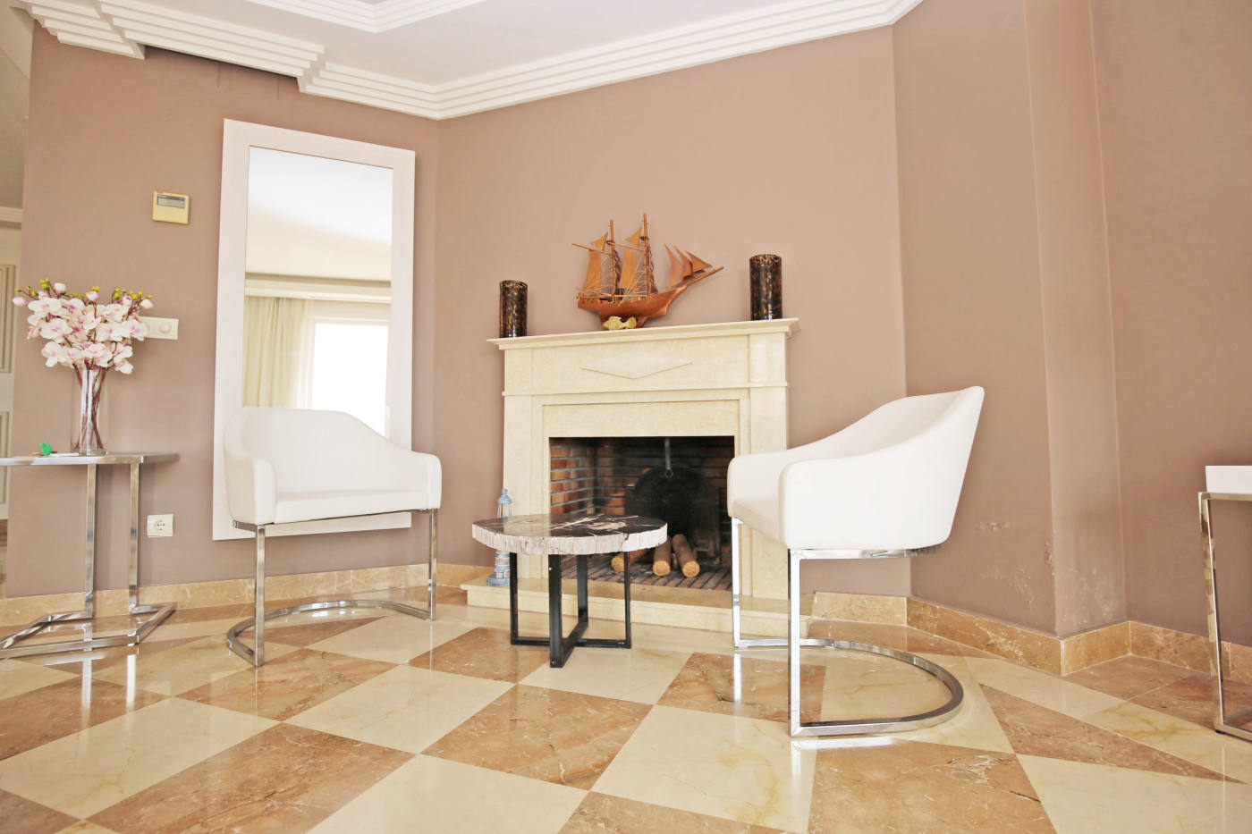 Квартира, 2422 м², 929 214$ — FAKTOR