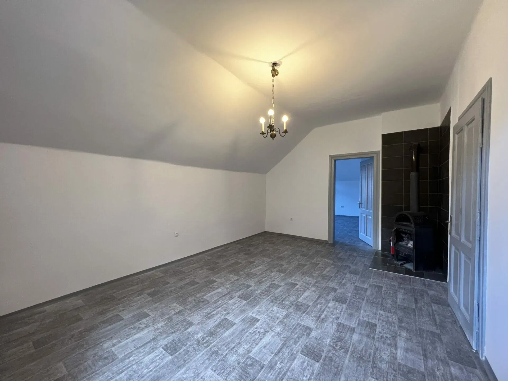 Квартира, 904 м², 268 000$ — FAKTOR