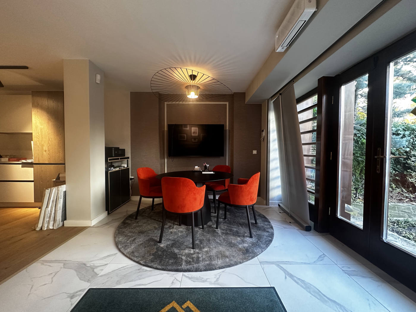 Квартира, 689 м², 195 000$ — FAKTOR