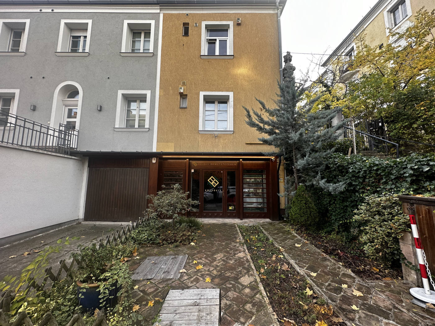 Квартира, 689 м², 195 000$ — FAKTOR