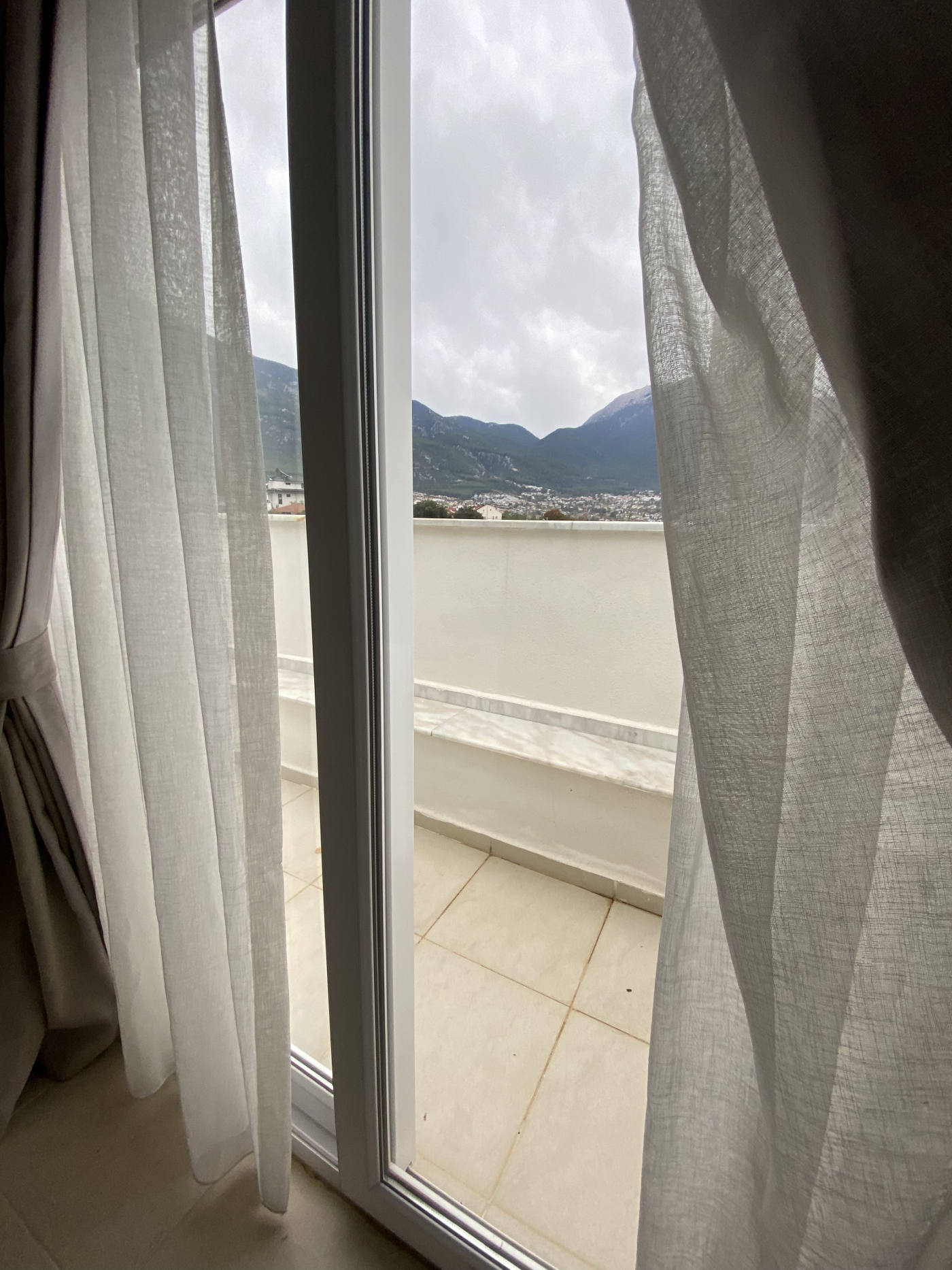 Квартира, 1076 м², 220 000$ — FAKTOR