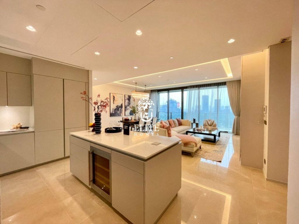 Квартира, 2325 м², 1 693 892$ — FAKTOR