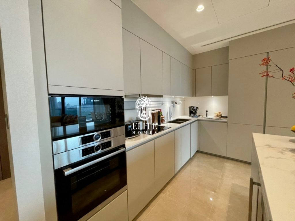 Квартира, 2325 м², 1 693 892$ — FAKTOR