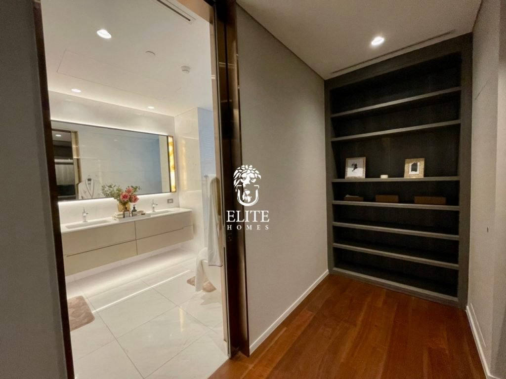 Квартира, 2325 м², 1 693 892$ — FAKTOR