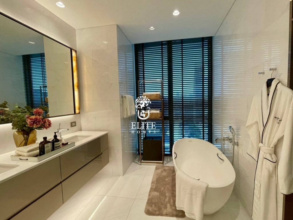 Квартира, 2325 м², 1 693 892$ — FAKTOR