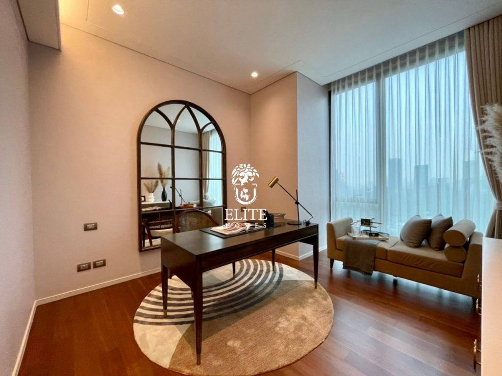Квартира, 2325 м², 1 693 892$ — FAKTOR