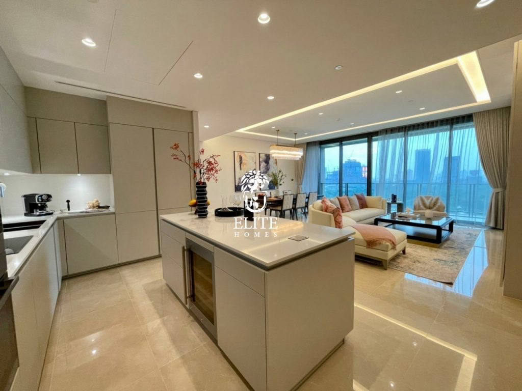 Квартира, 2325 м², 1 693 892$ — FAKTOR