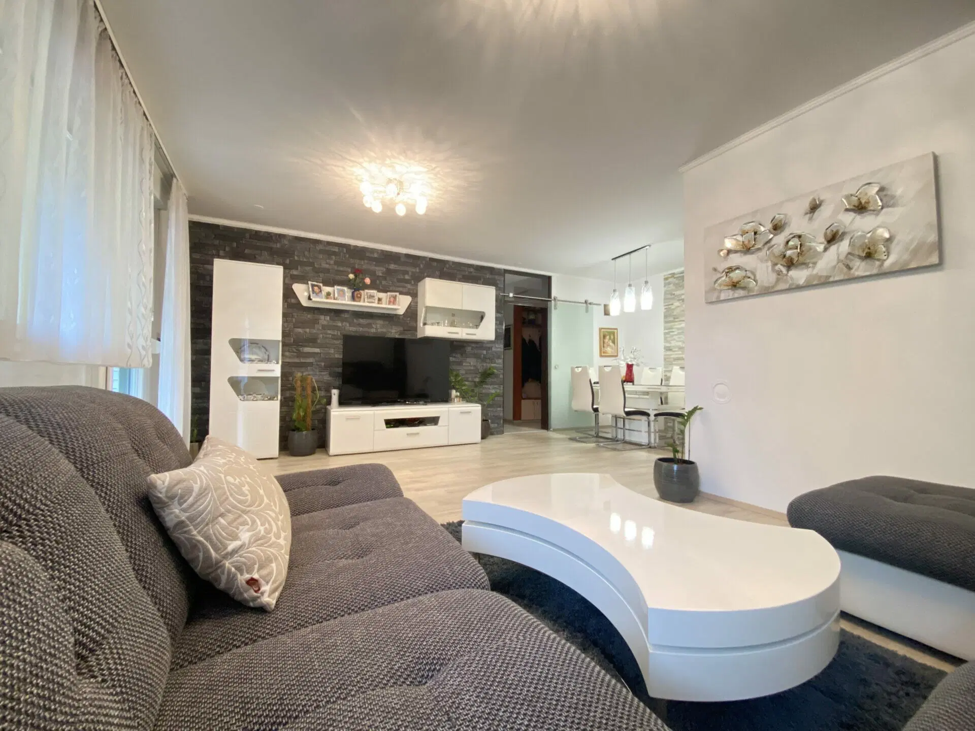 Квартира, 786 м², 380 000$ — FAKTOR