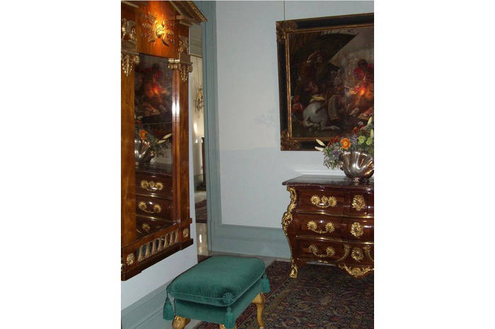 Квартира, 2583 м², 1 760 000$ — FAKTOR