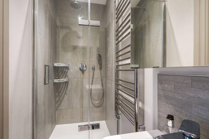 Квартира, 764 м², 696 000$ — FAKTOR