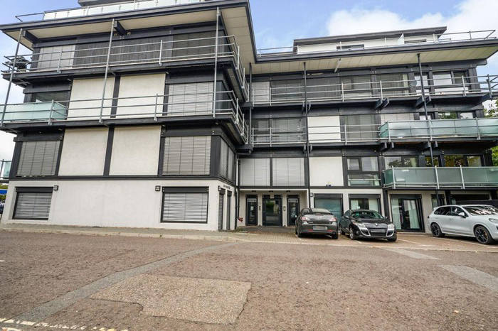 Квартира, 764 м², 696 000$ — FAKTOR