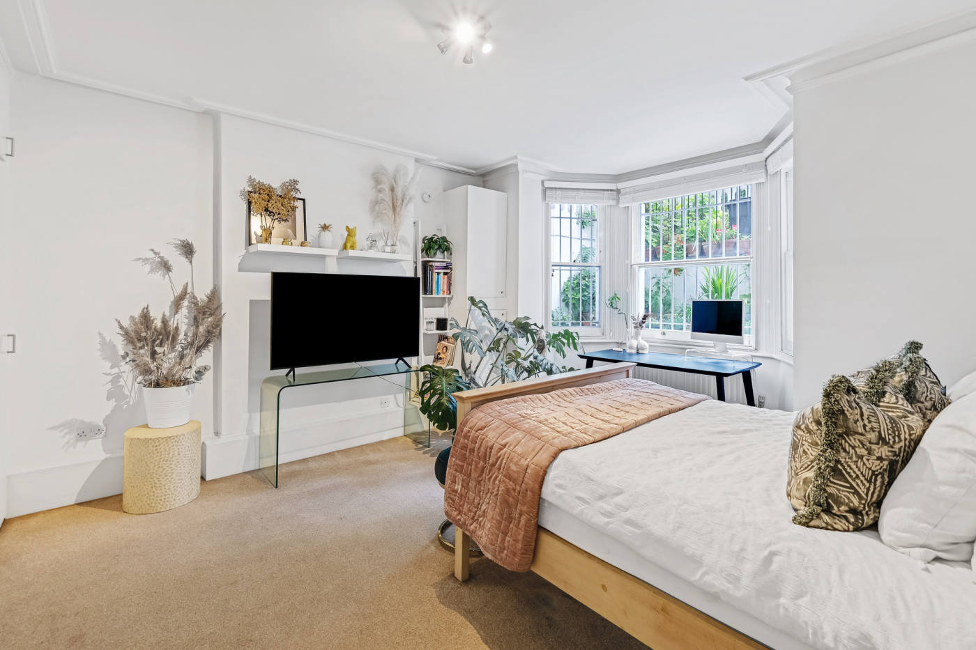 Квартира, 893 м², 961 000$ — FAKTOR