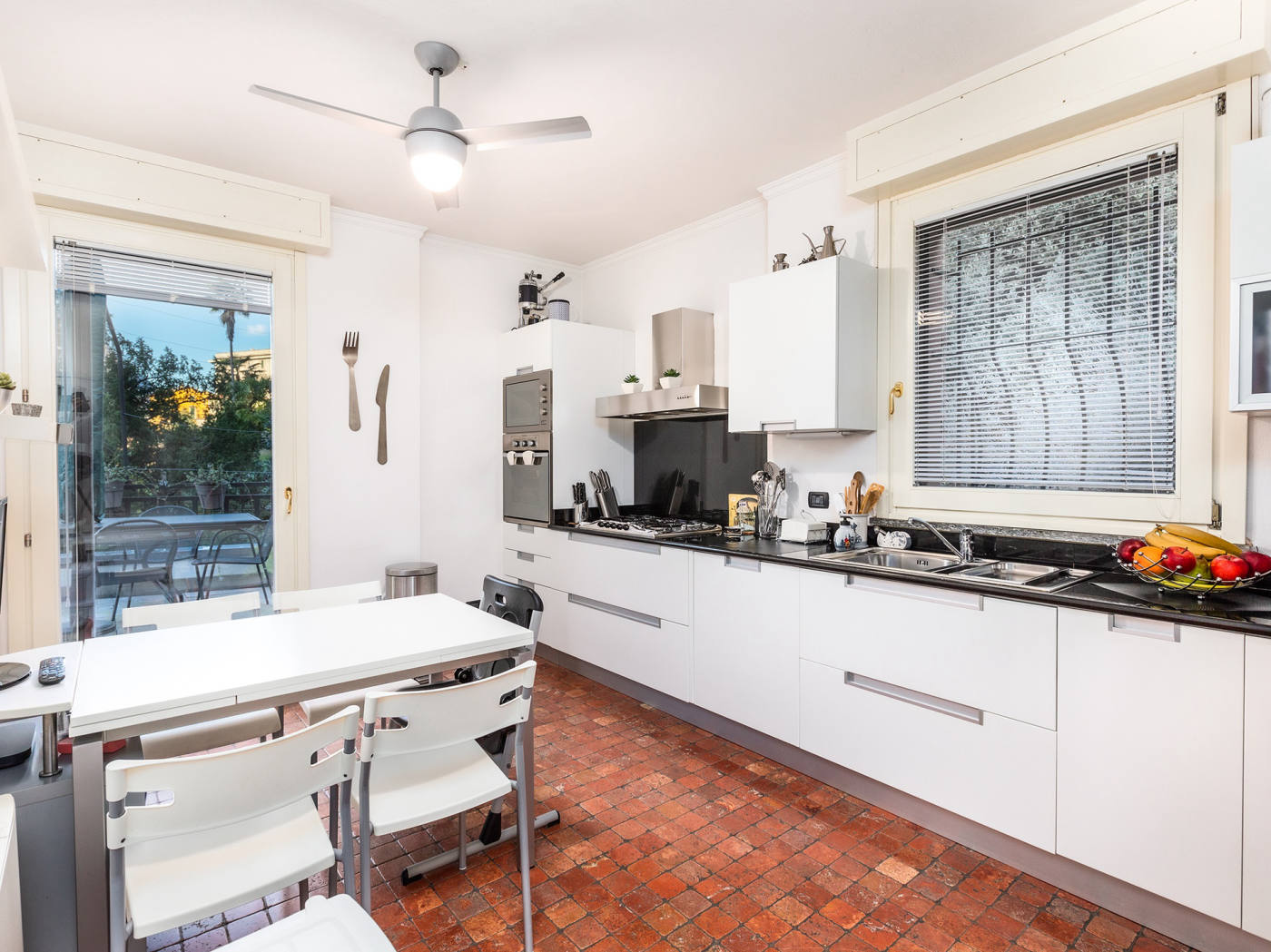 Квартира, 2691 м², 952 300$ — FAKTOR