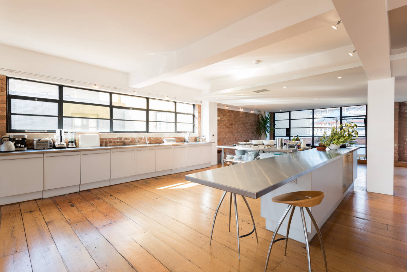 Квартира, 3197 м², 4 464 000$ — FAKTOR