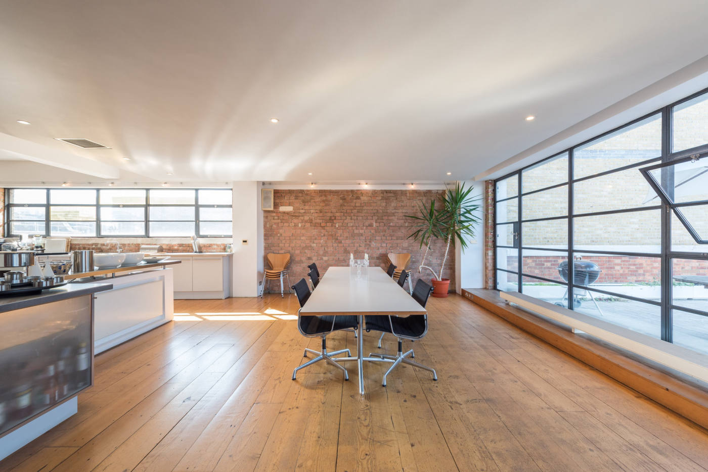 Квартира, 3197 м², 4 464 000$ — FAKTOR