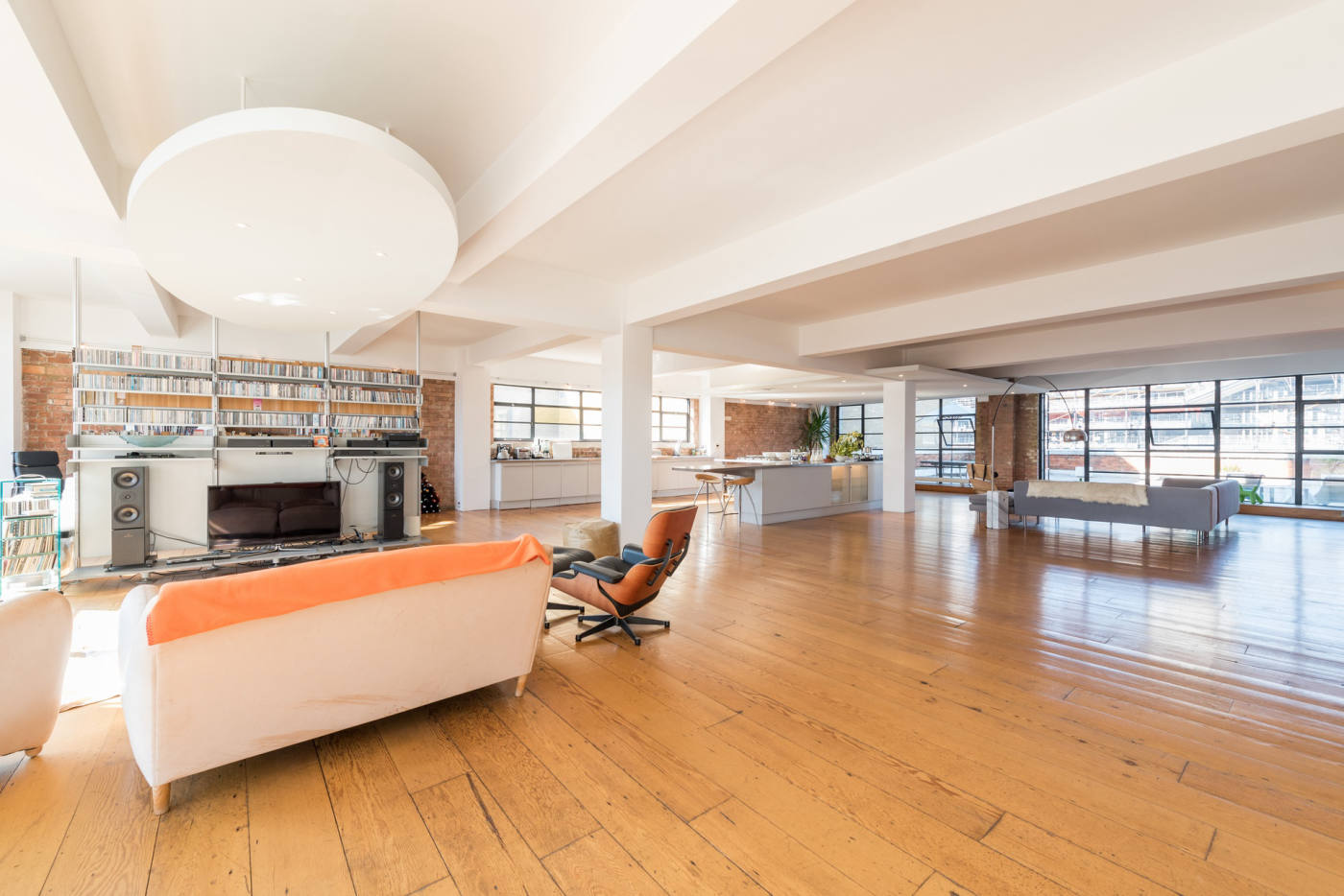 Квартира, 3197 м², 4 464 000$ — FAKTOR