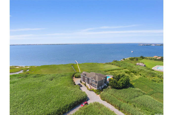 House, 4 000 m²