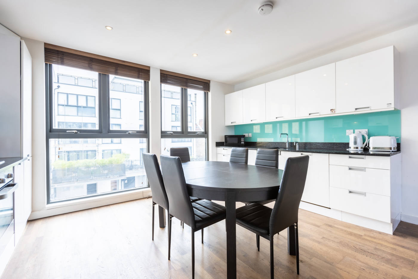 Квартира, 818 м², 744 000$ — FAKTOR