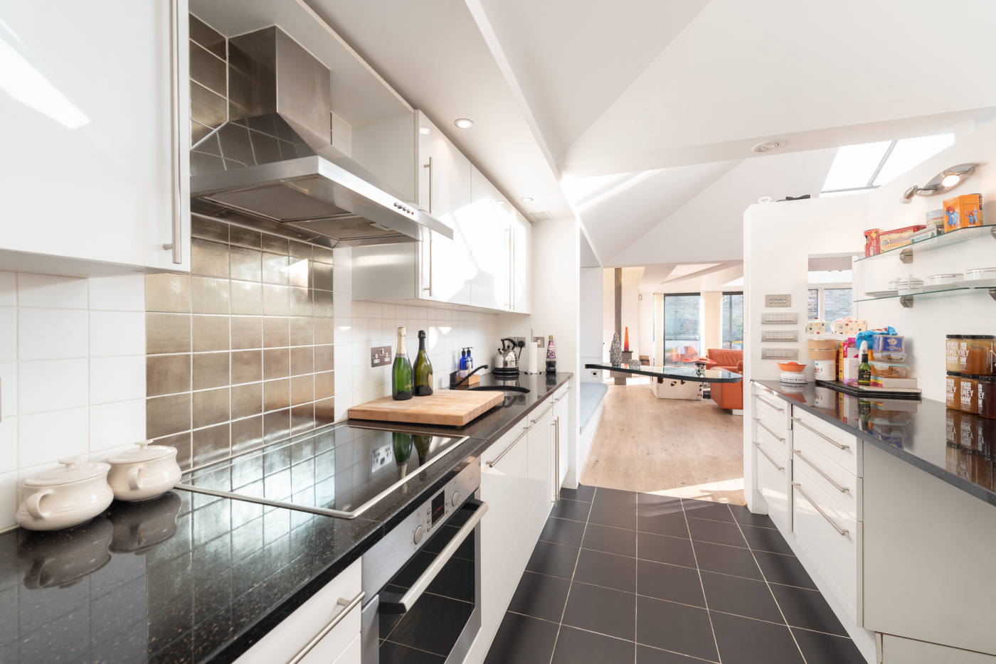 Квартира, 2325 м², 4 340 000$ — FAKTOR
