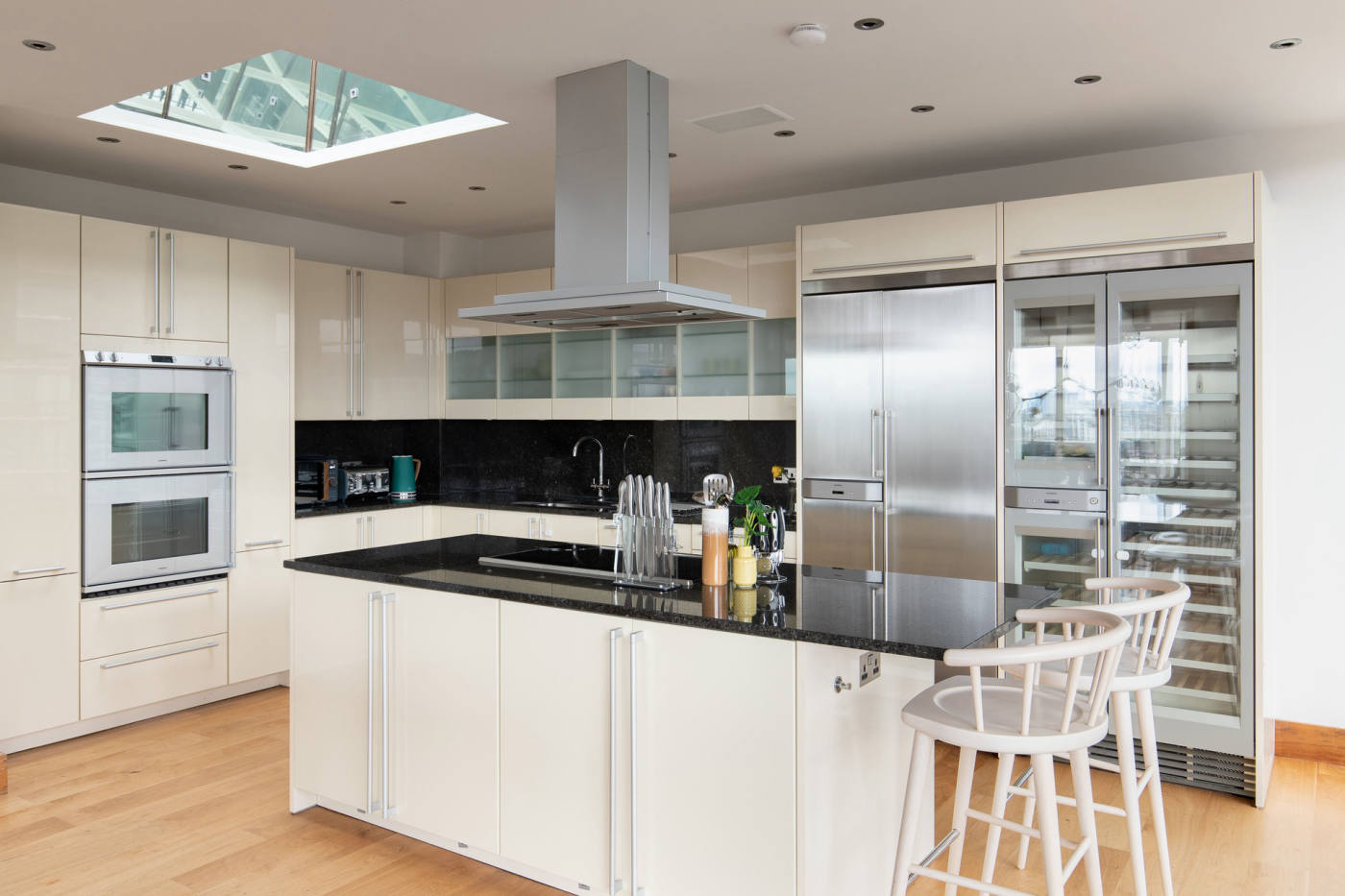 Квартира, 2271 м², 2 294 000$ — FAKTOR