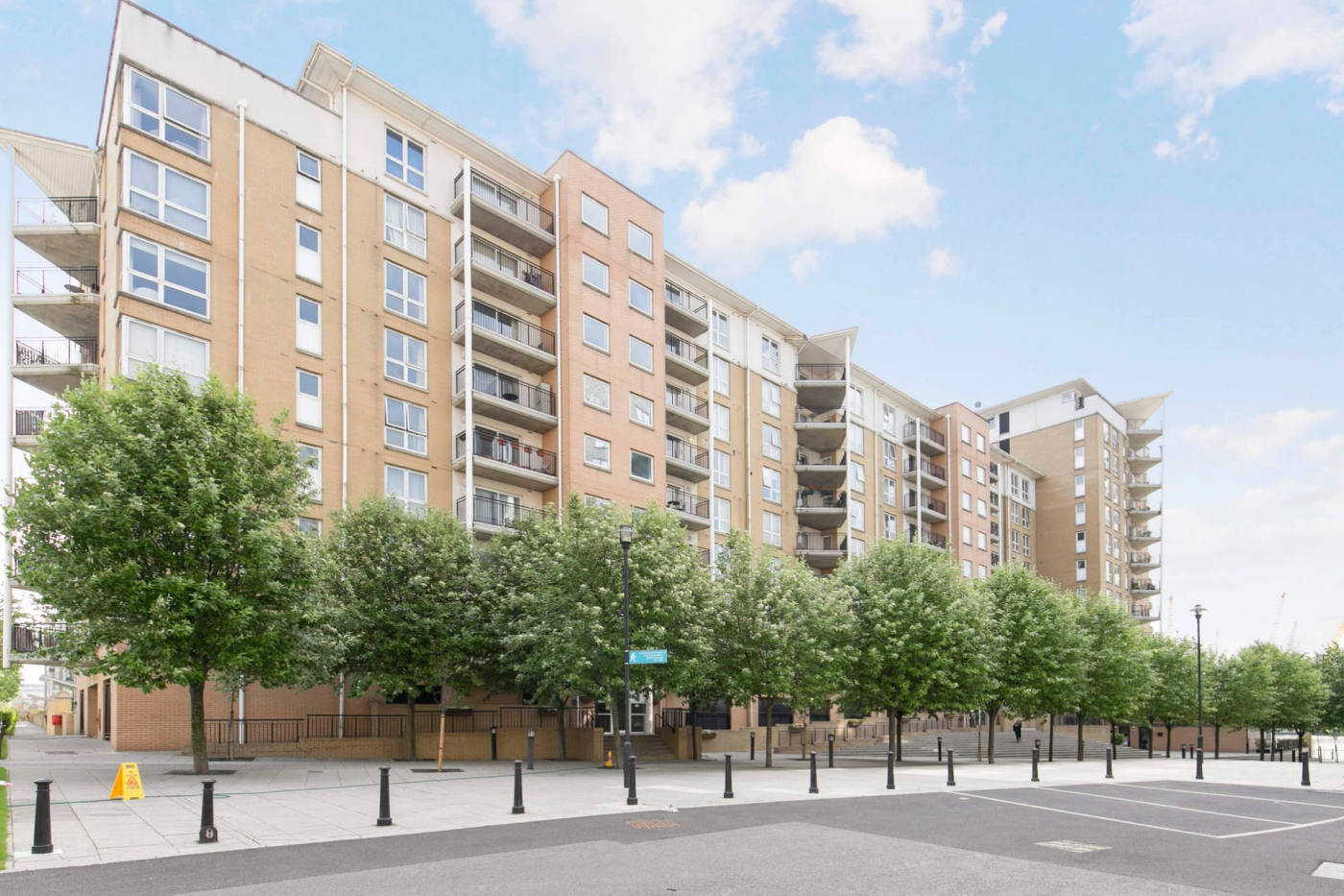 Квартира, 603 м², 527 000$ — FAKTOR