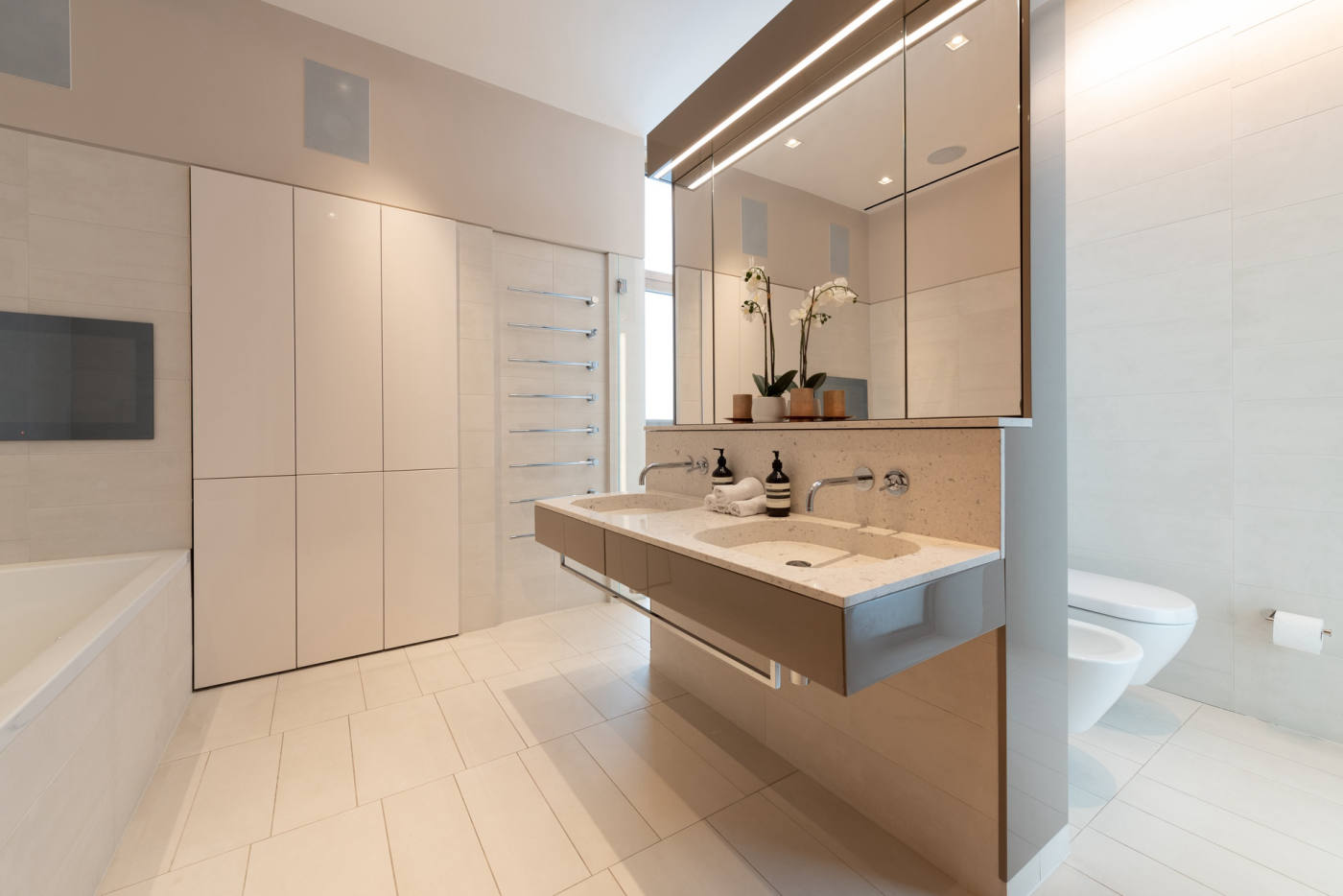 Квартира, 3498 м², 17 360 000$ — FAKTOR