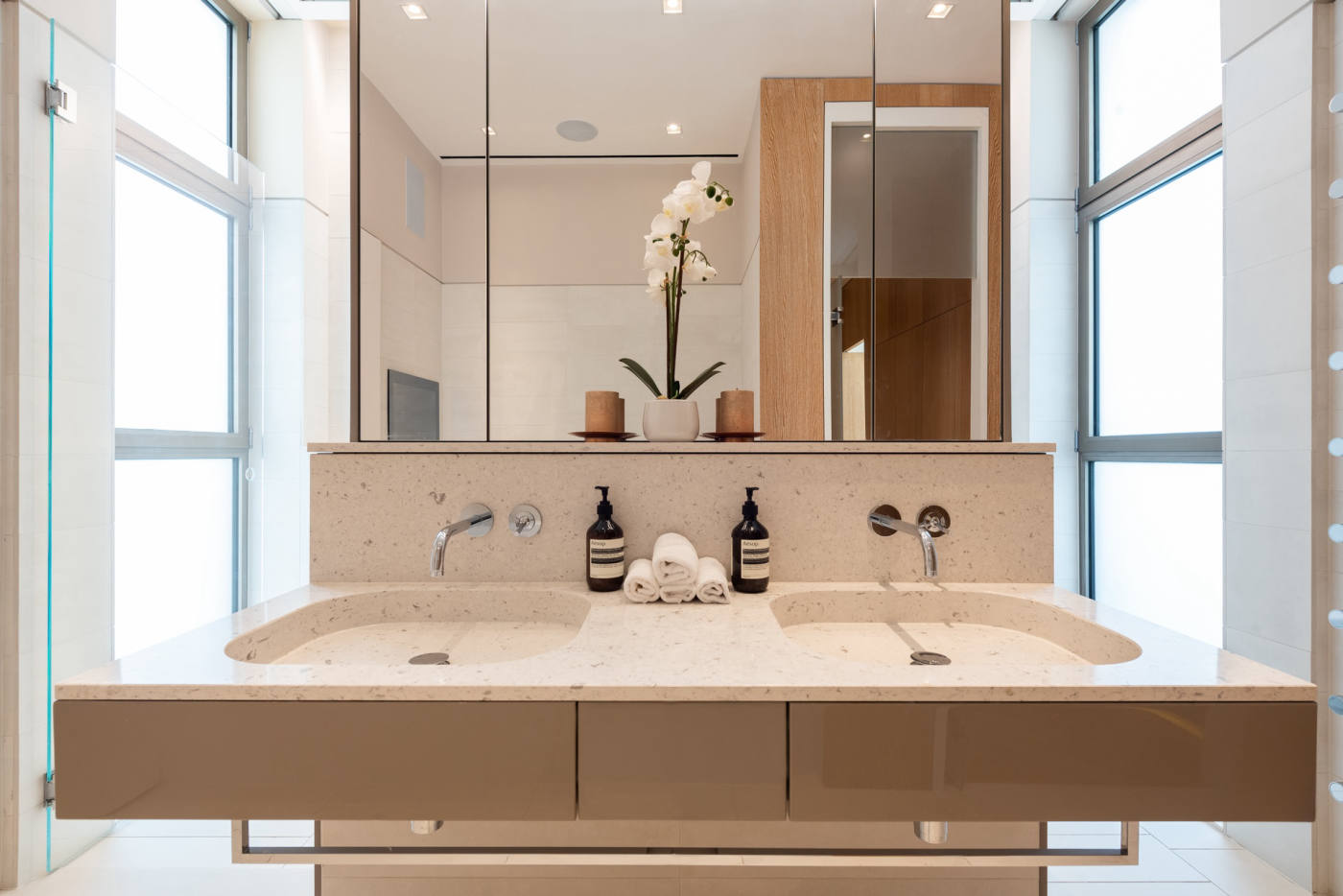 Квартира, 3498 м², 17 360 000$ — FAKTOR
