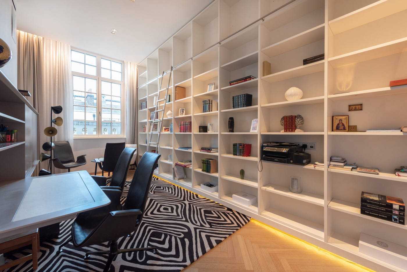 Квартира, 3498 м², 17 360 000$ — FAKTOR