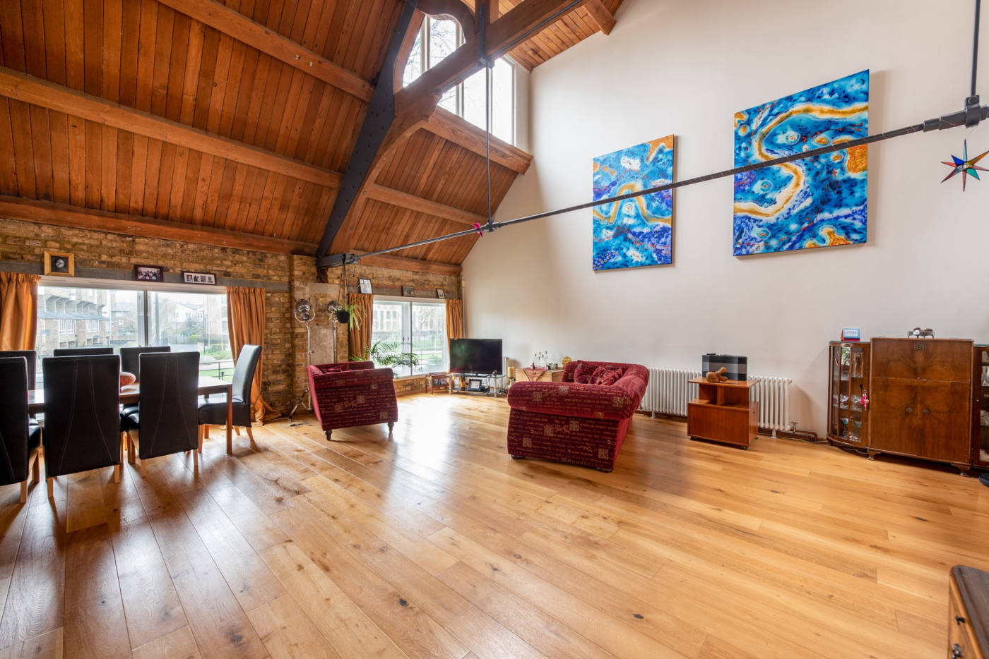 Квартира, 1367 м², 1 147 000$ — FAKTOR