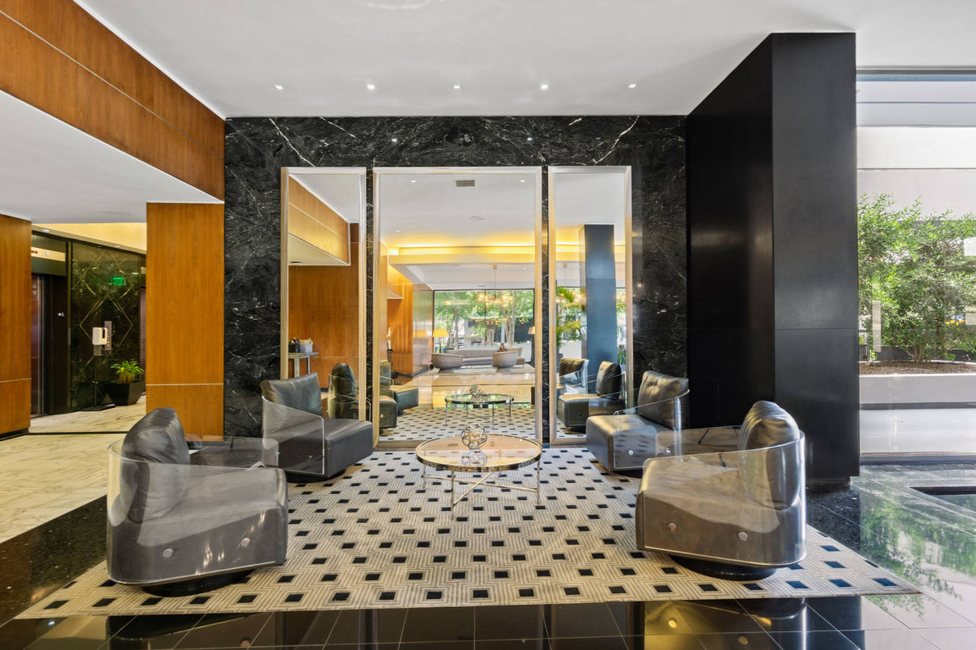 Квартира, 2250 м², 2 400 000$ — FAKTOR