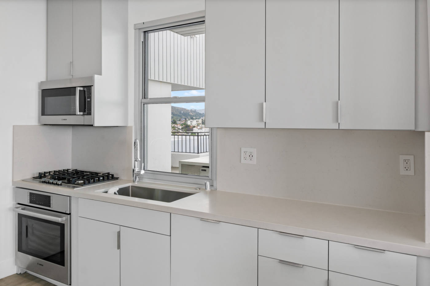 Квартира, 2250 м², 2 400 000$ — FAKTOR