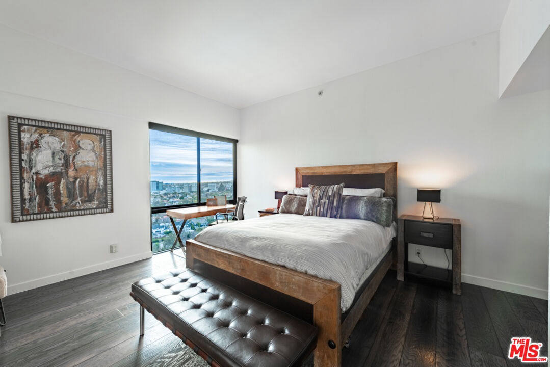 Квартира, 1938 м², 2 695 000$ — FAKTOR