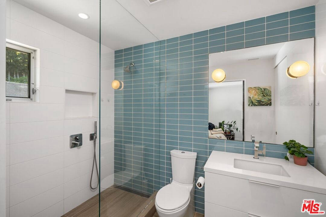 Квартира, 4822 м², 5 749 000$ — FAKTOR