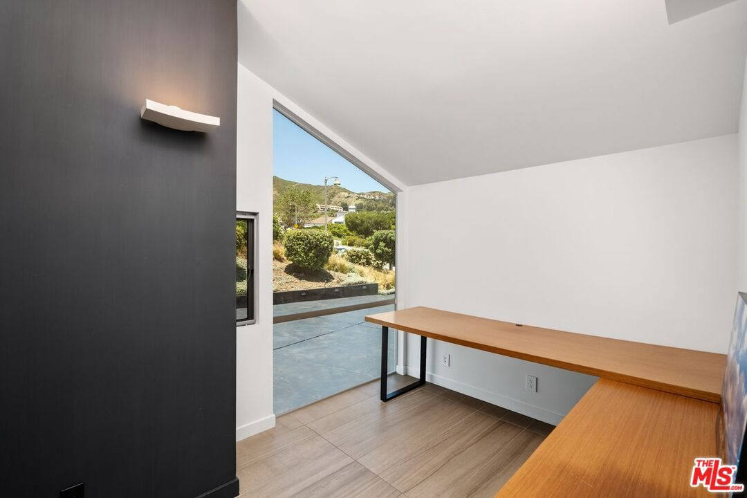Квартира, 4822 м², 5 749 000$ — FAKTOR