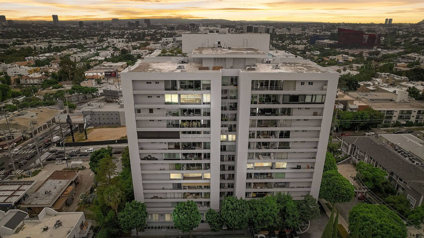 Квартира, 2250 м², 2 400 000$ — FAKTOR