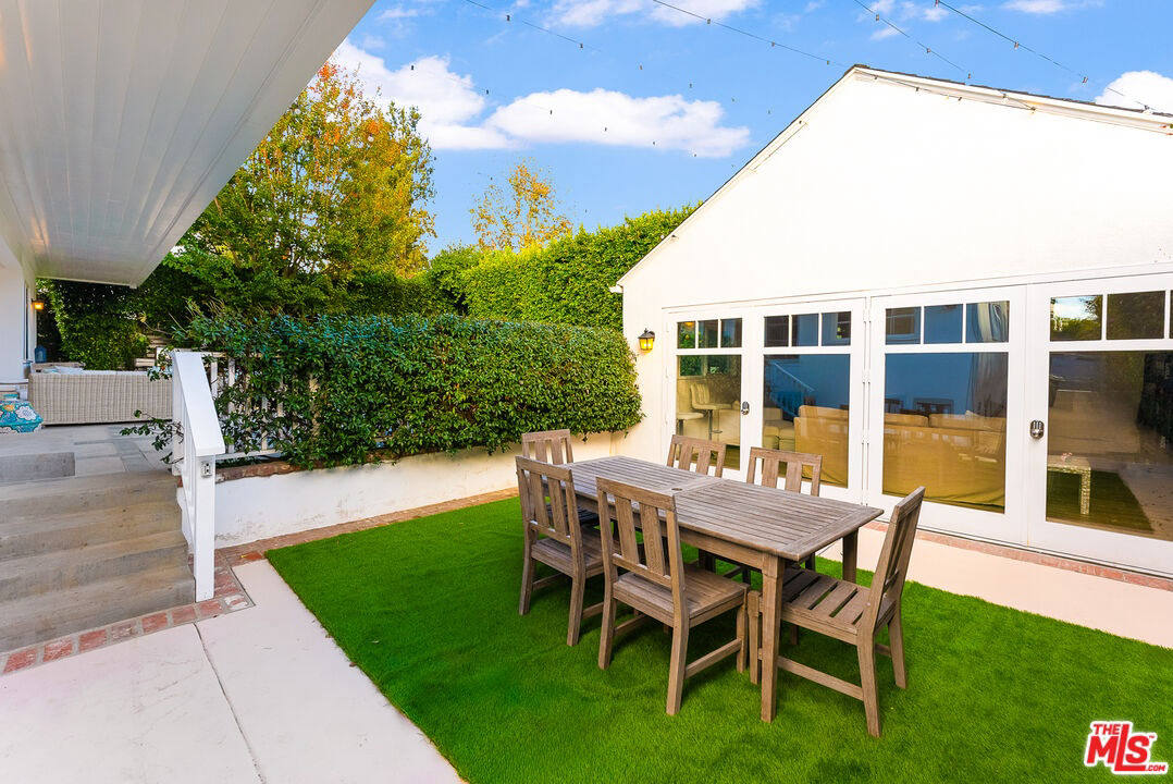 Дом, 4542 м², 6 650 000$ — FAKTOR