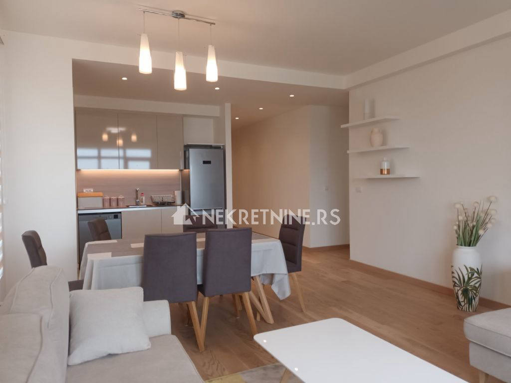 Квартира, 936 м², 446 925$ — FAKTOR
