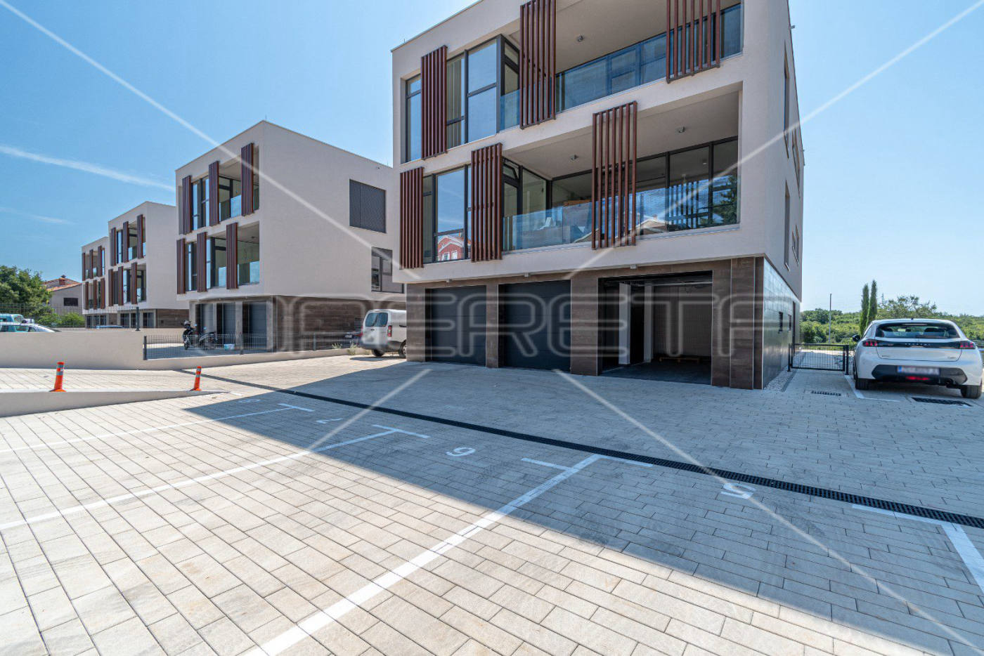 Квартира, 797 м², 362 597$ — FAKTOR