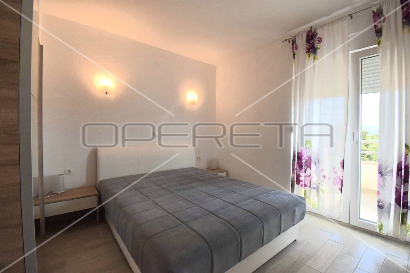 Дом, 4844 м², 1 381 851$ — FAKTOR