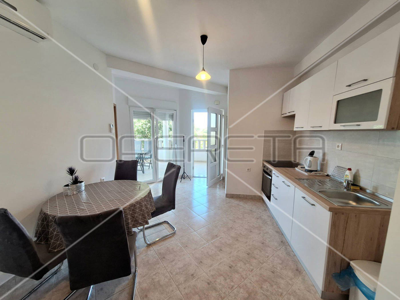 Дом, 4844 м², 1 381 851$ — FAKTOR
