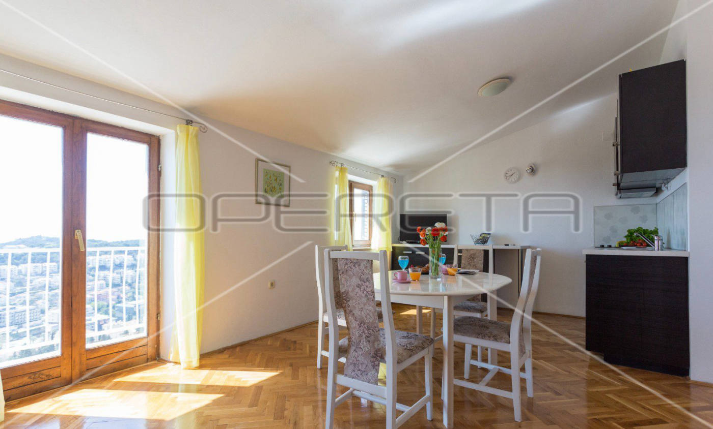 Квартира, 570 м², 342 840$ — FAKTOR