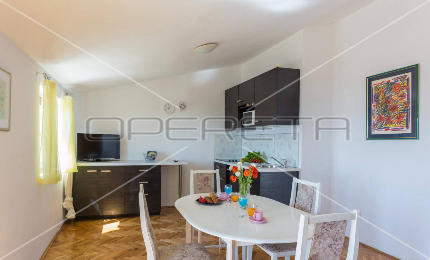 Квартира, 570 м², 342 840$ — FAKTOR