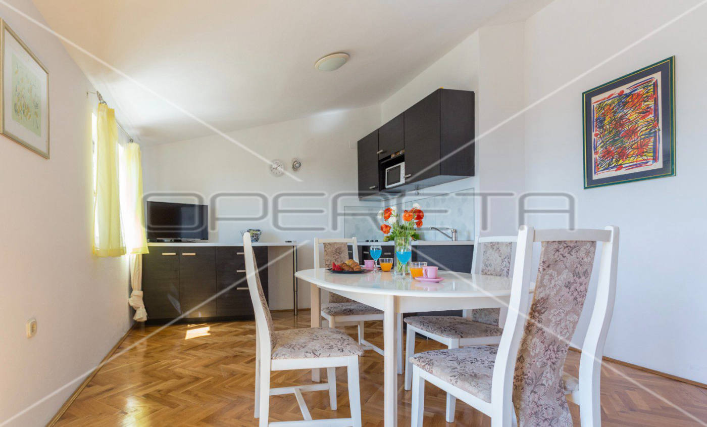 Квартира, 570 м², 342 840$ — FAKTOR