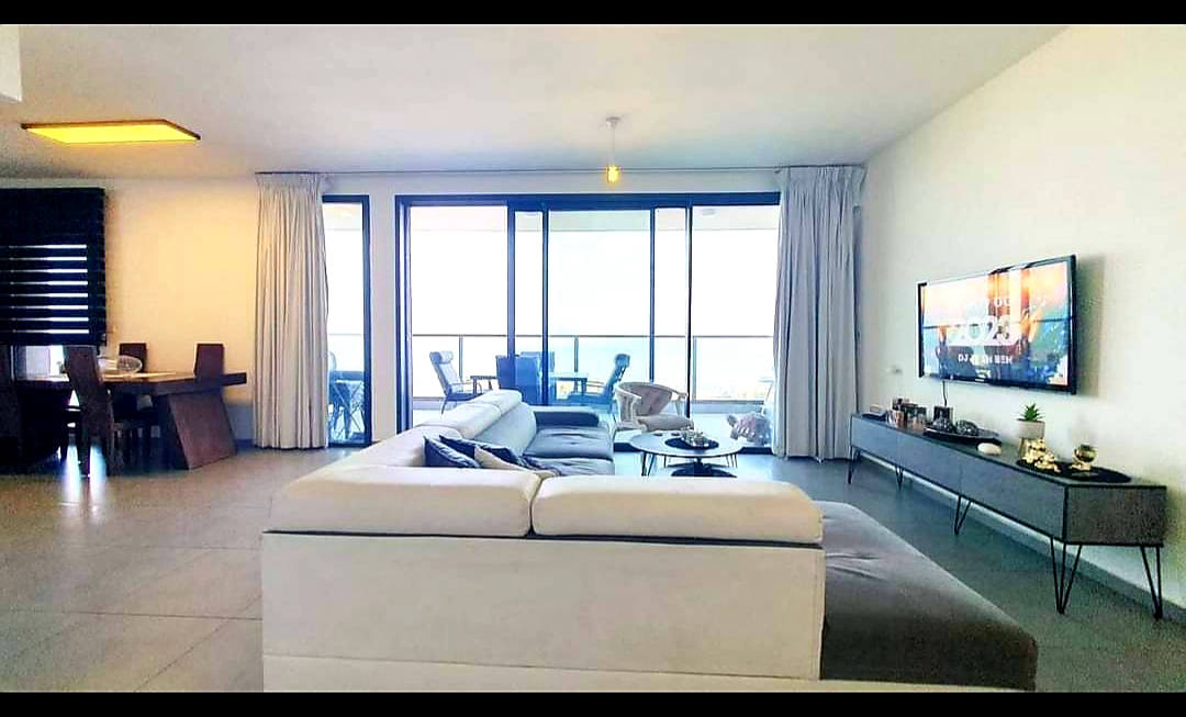 Квартира, 1345 м², 456 000$ — FAKTOR