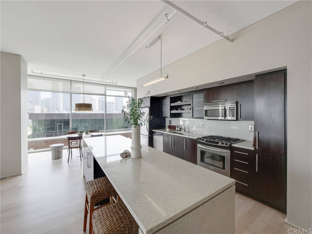 Квартира, 1689 м², 1 539 999$ — FAKTOR