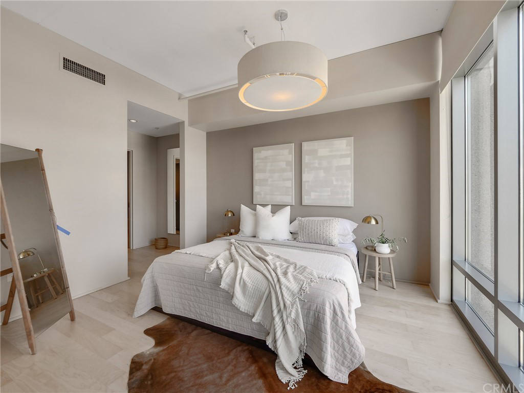 Квартира, 1689 м², 1 539 999$ — FAKTOR
