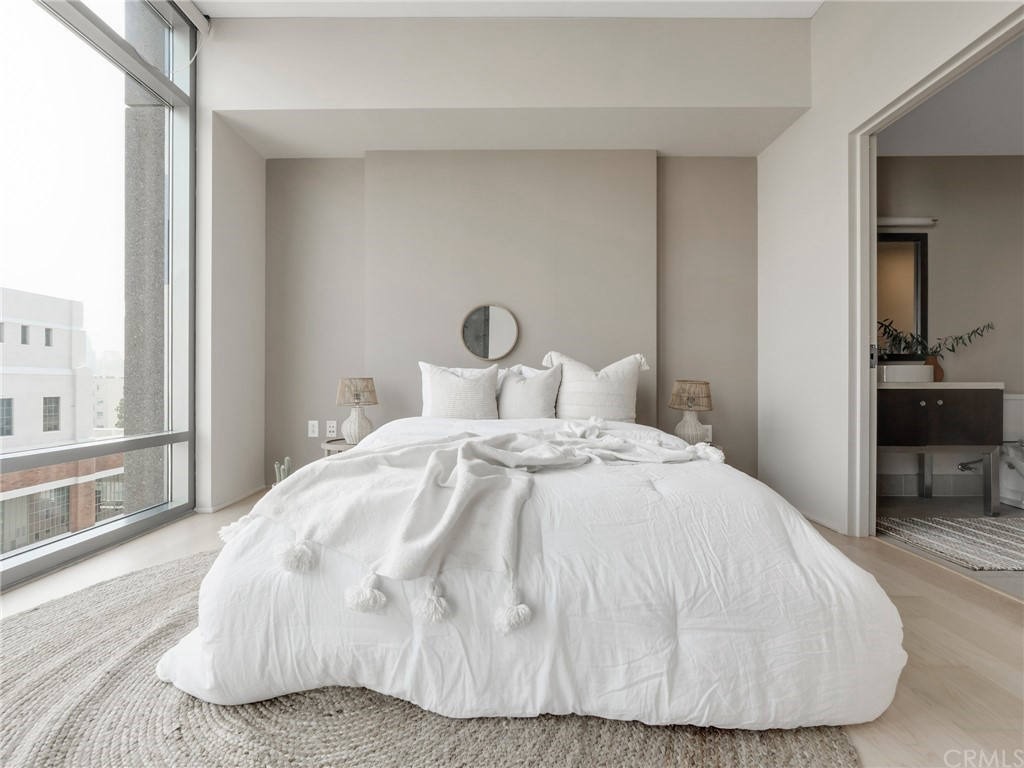 Квартира, 1689 м², 1 539 999$ — FAKTOR